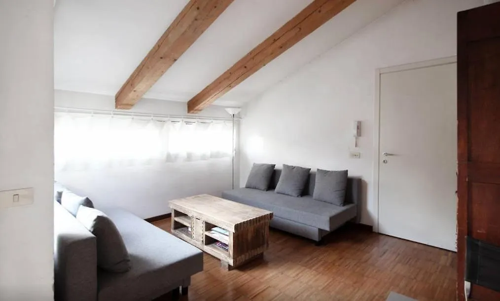 Dhomes - Apartments And Rooms - Duomo Delight, Terrace Milaan Italië